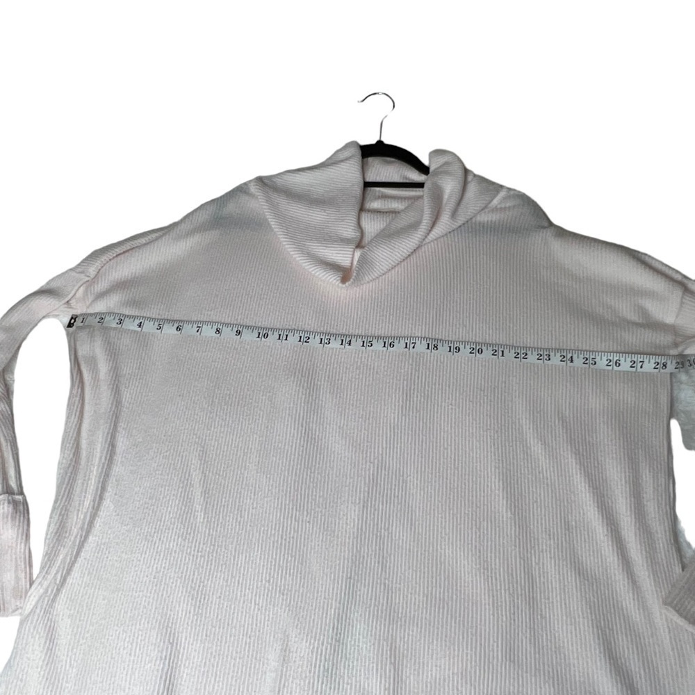 We the Free People Pink Slouchy Sweater Soft Boho Hippie Easter ValentineClassic - Picture 7 of 8